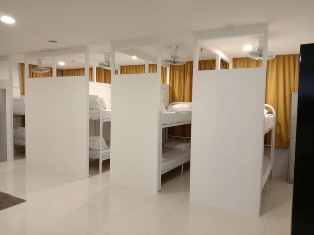 Valencia Dorm At Mercu Summer Suites Klcc Kuala Lumpur Zewnętrze zdjęcie